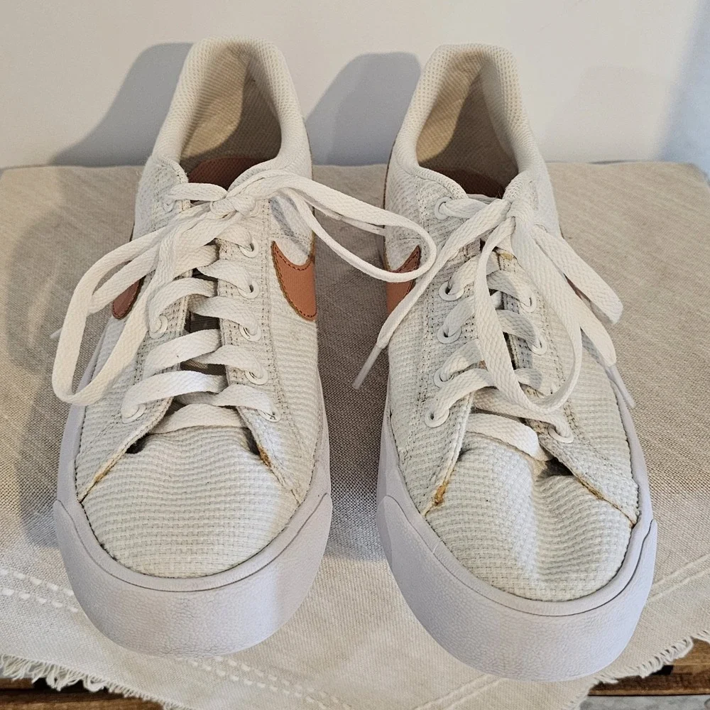Nike Girls White Lace Up Logo Sneaker 7